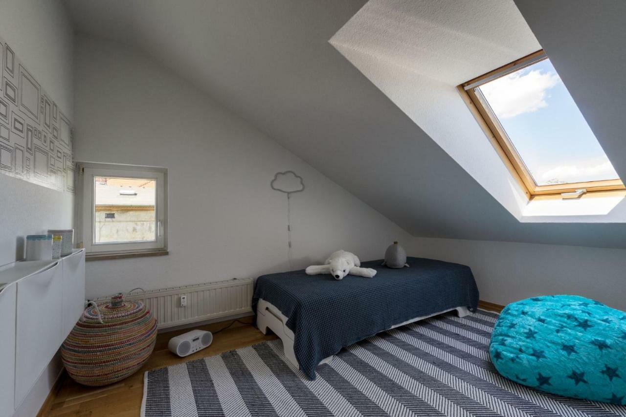 Stilvolles Zentrumsnahes Wohlfuehl-Appartment Leipzig Luaran gambar